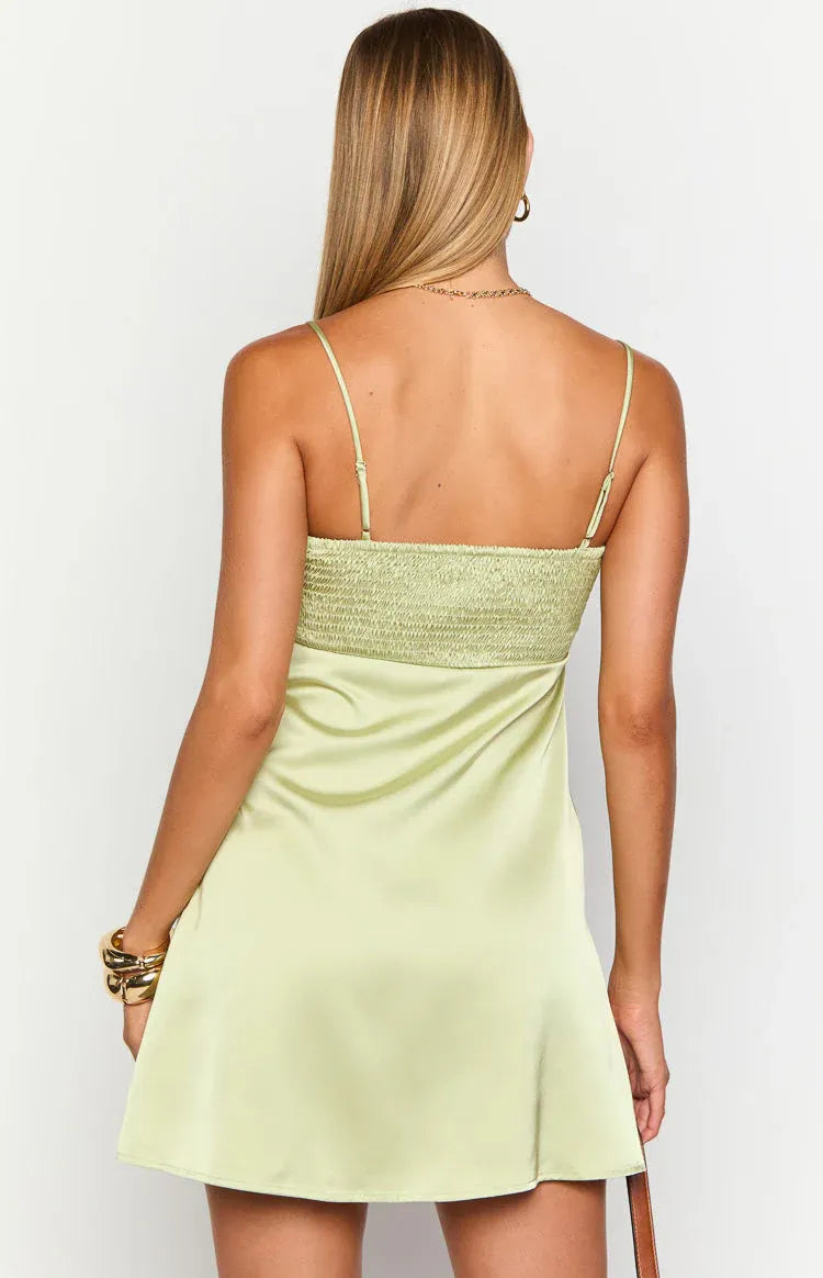Spaghetti Straps Short Graduation Homecoming Dresses Backless Sleeveless No Slit Sexy Knee Length Cocktail Dresses