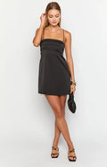 Spaghetti Straps Short Graduation Homecoming Dresses Backless Sleeveless No Slit Sexy Knee Length Cocktail Dresses