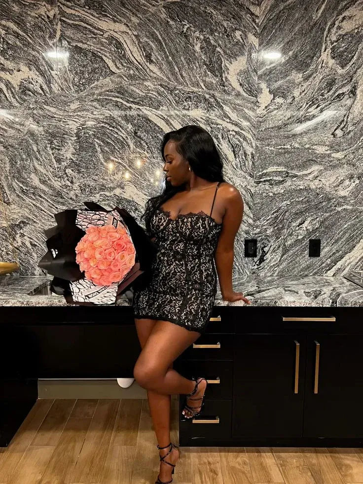 Sexy Spaghetti Straps Sleeveless Sheath Appliques Short-Mini Homecoming Dress