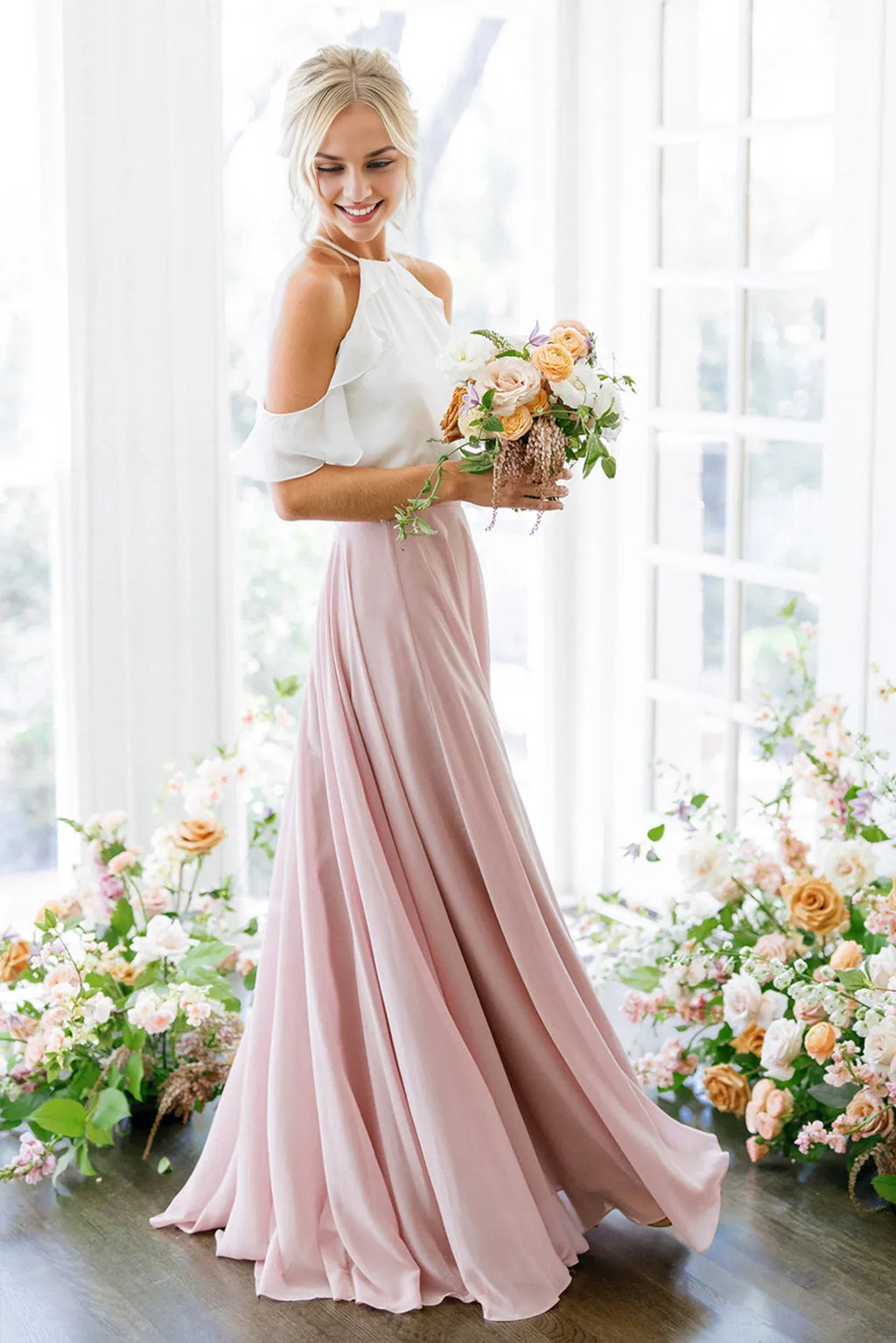 A-Line Halter Neck Sleeveless Floor-Length Prom Dress