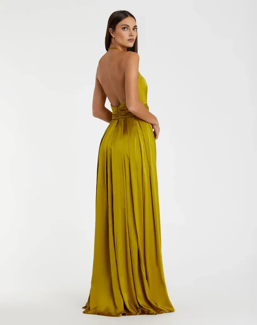 A-Line/Princess Halter Neck Sleeveless Backless Floor-Length Prom Dress