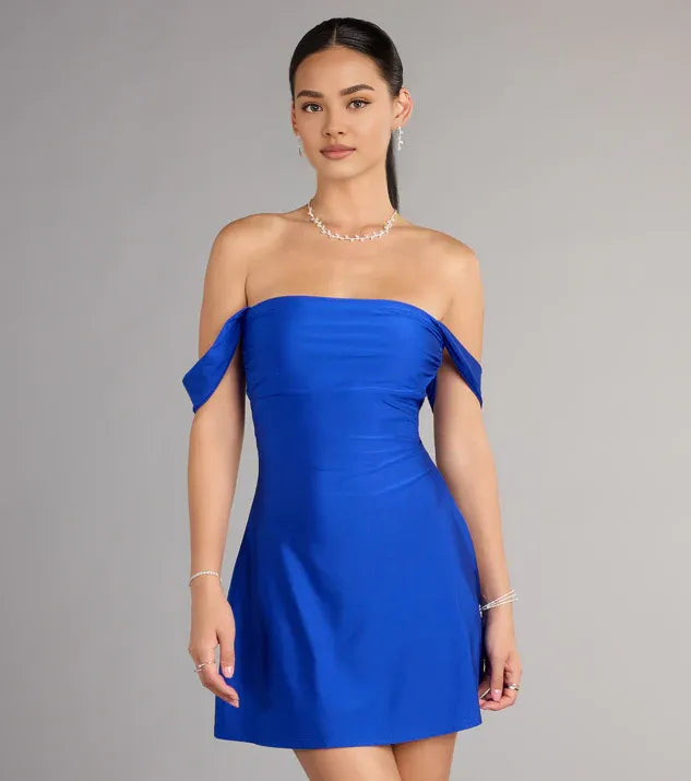A-Line/Princess Off-The-Shoulder Sleeveless Backless Short-Mini Homecoming Dresses
