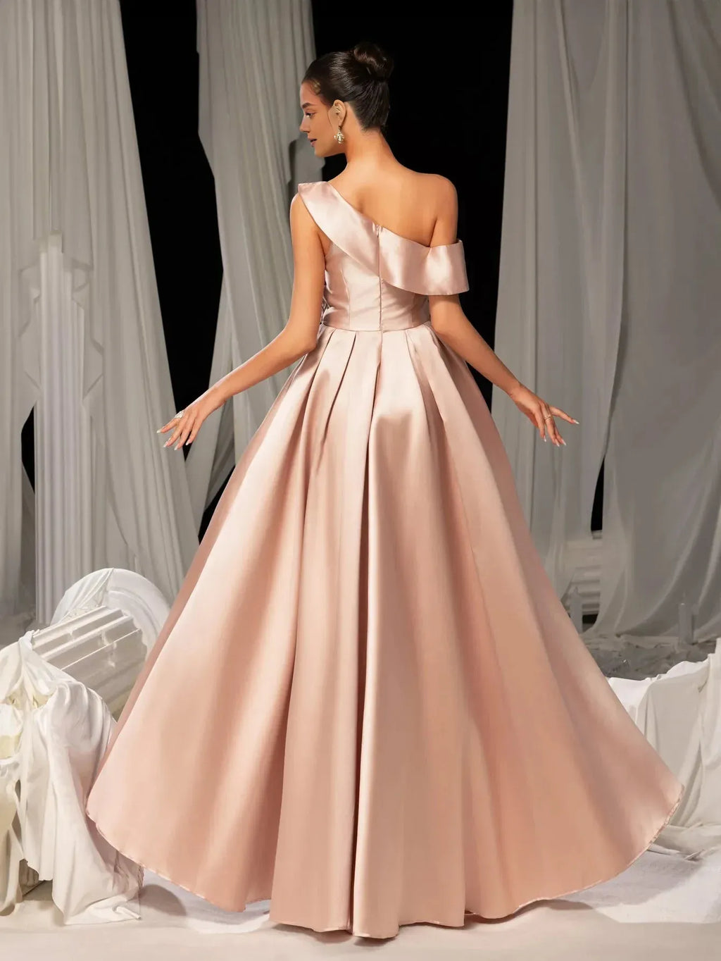 A-Line Sloping Neck Sleeveless Zipper Up Floor-Length Prom Dress