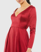 A-Line V Neck Long Sleeve Zipper Up Sweep/Brush Train Prom Dress