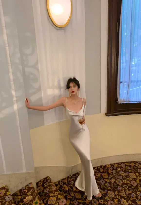 Mermaid Satin Prom Dress With Cowl Neck Spaghetti Straps For Prom Night Shoppers White