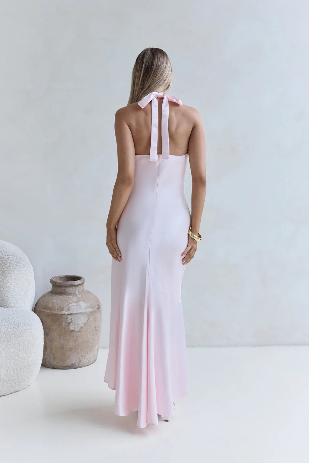 Fitted Halter Neck Sleeveless Zipper Up Floor-Length Cocktail Dress