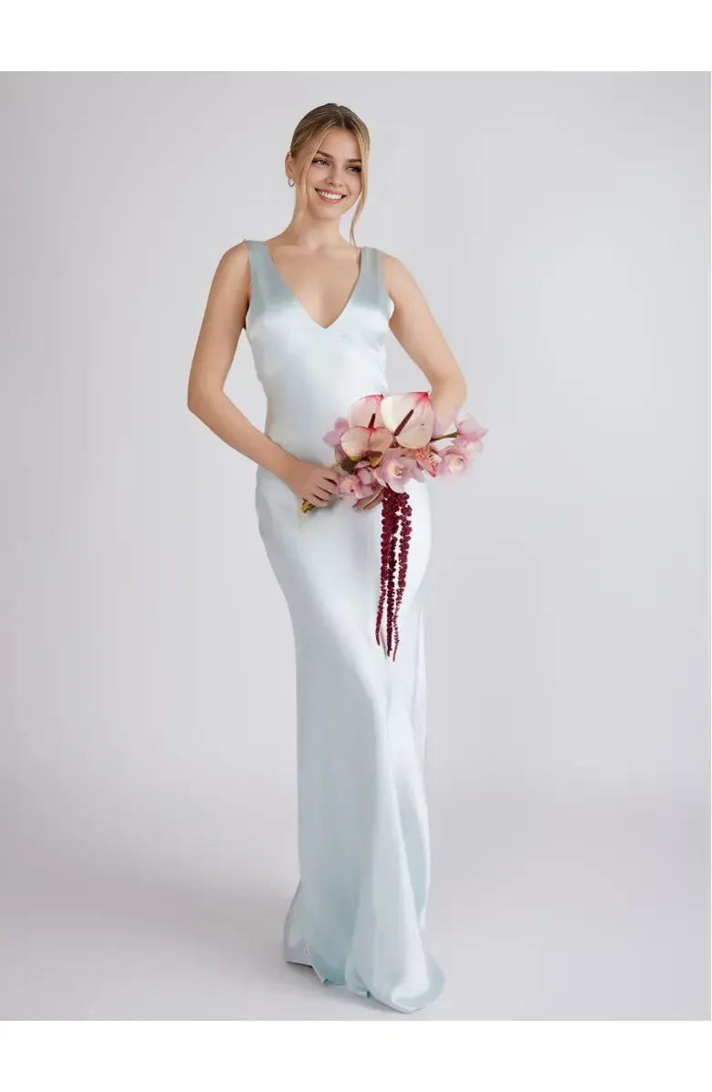 Fitted V Neck Sleeveless Floor-Length Prom Dress