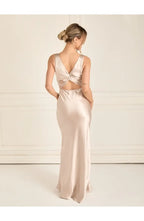 Fitted V Neck Sleeveless Floor-Length Prom Dress