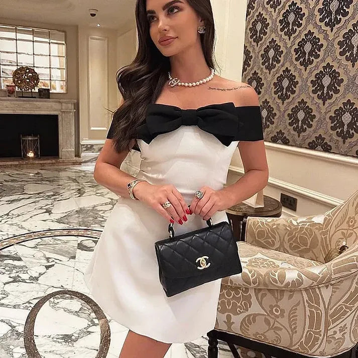 Off Shoulder Sleeveless A-Line Bow knot Short-Mini Homecoming Dress