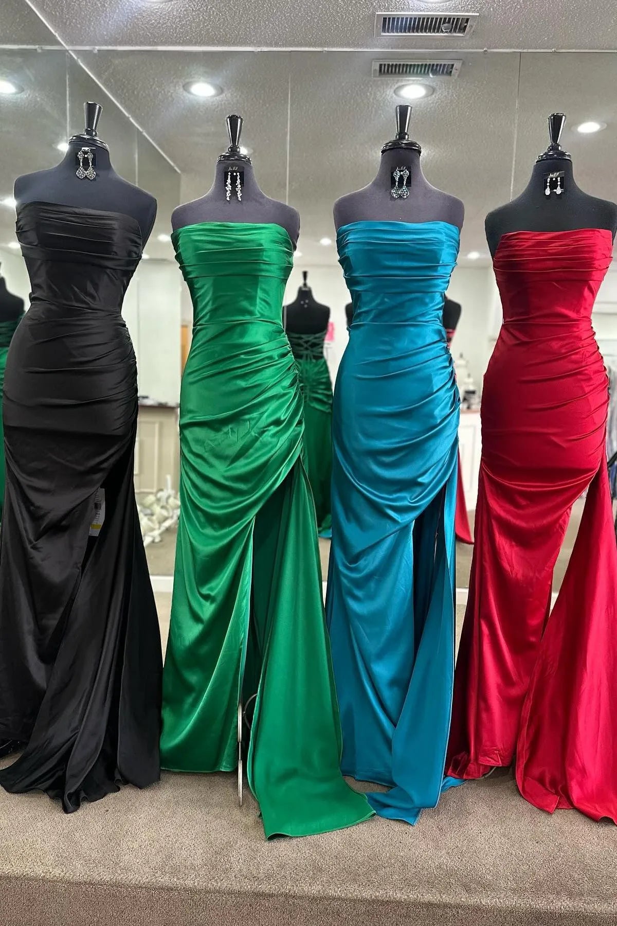 Strapless Sleeveless Mermaid Ruched Long Prom Dress