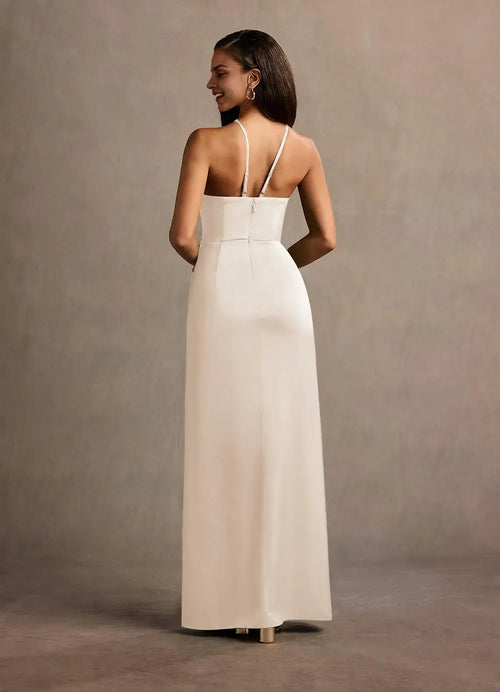 Robe de bal longue et élégante sans manches, avec dos croisé et col montant, à vendre