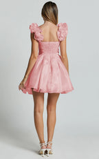Pink Sleeveless Ruffle Detail Sweetheart Pleated Knee-Length Dress A-Line Solid Color Fashion Zipper Up Homecoming Dress