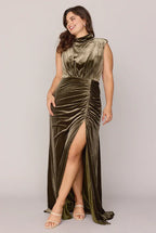 Solid Color Sheath High Neck Sleeveless Floor-Length Plus Size Prom Dress