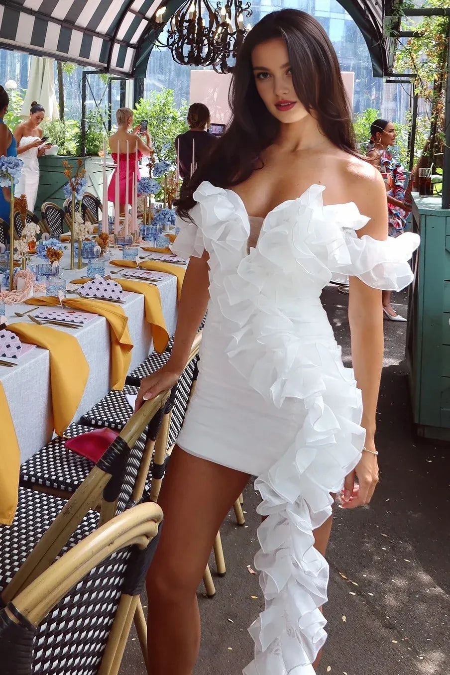 Solid Color Sheath/Column Strapless Sleeveless Backless Short-Mini Homecoming Dress