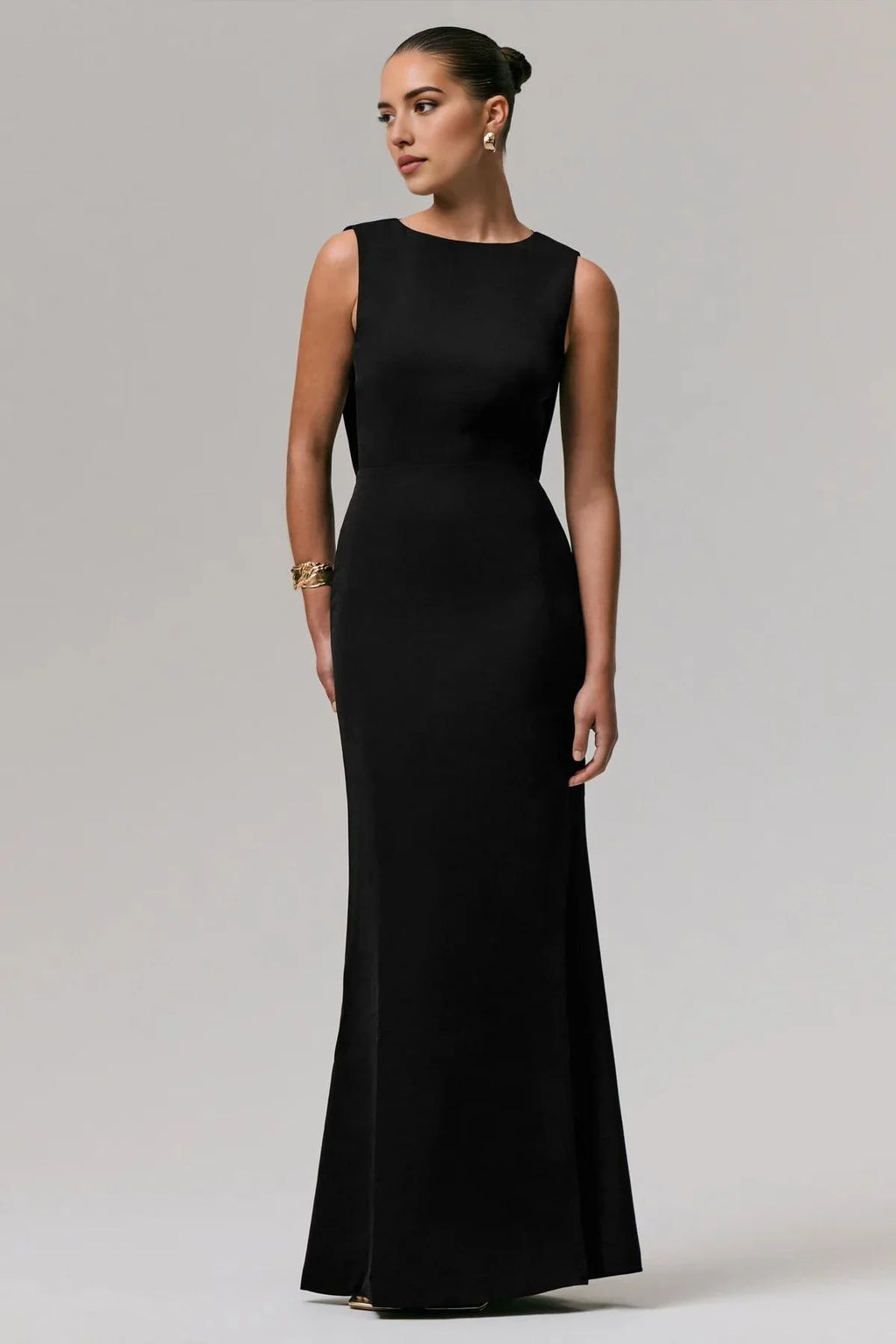 Sophisticated Mermaid Crew Neck Sleeveless Sheer Lace Back Floor Length Evening Dress
