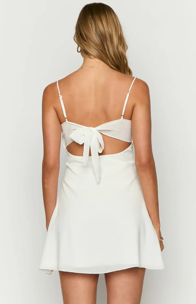 Spaghetti Straps Sleeveless Trendy Knee-Length Homecoming Party Dresses Backless Sexy Knee Length Cocktail Dresses No Slit