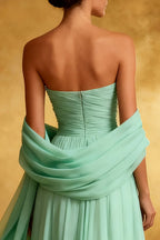Sparkly A-Line Strapless Sleeveless Sweep/Brush Train Prom Dress