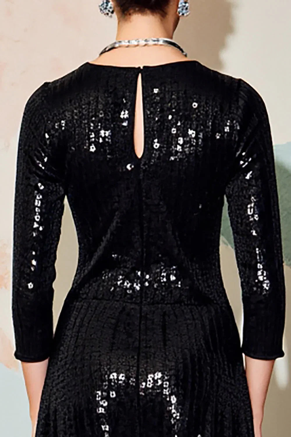 Sparkly Sheath/Column Round Neck 1/2 Sleeve Keyhole Tea-Length Prom Dress