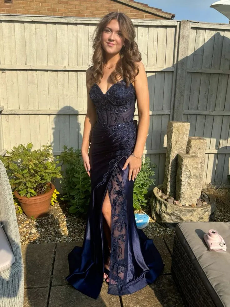 Striking Mermaid Strapless Sweetheart Lace-Up High-Slit Floor-Length Evening Gown
