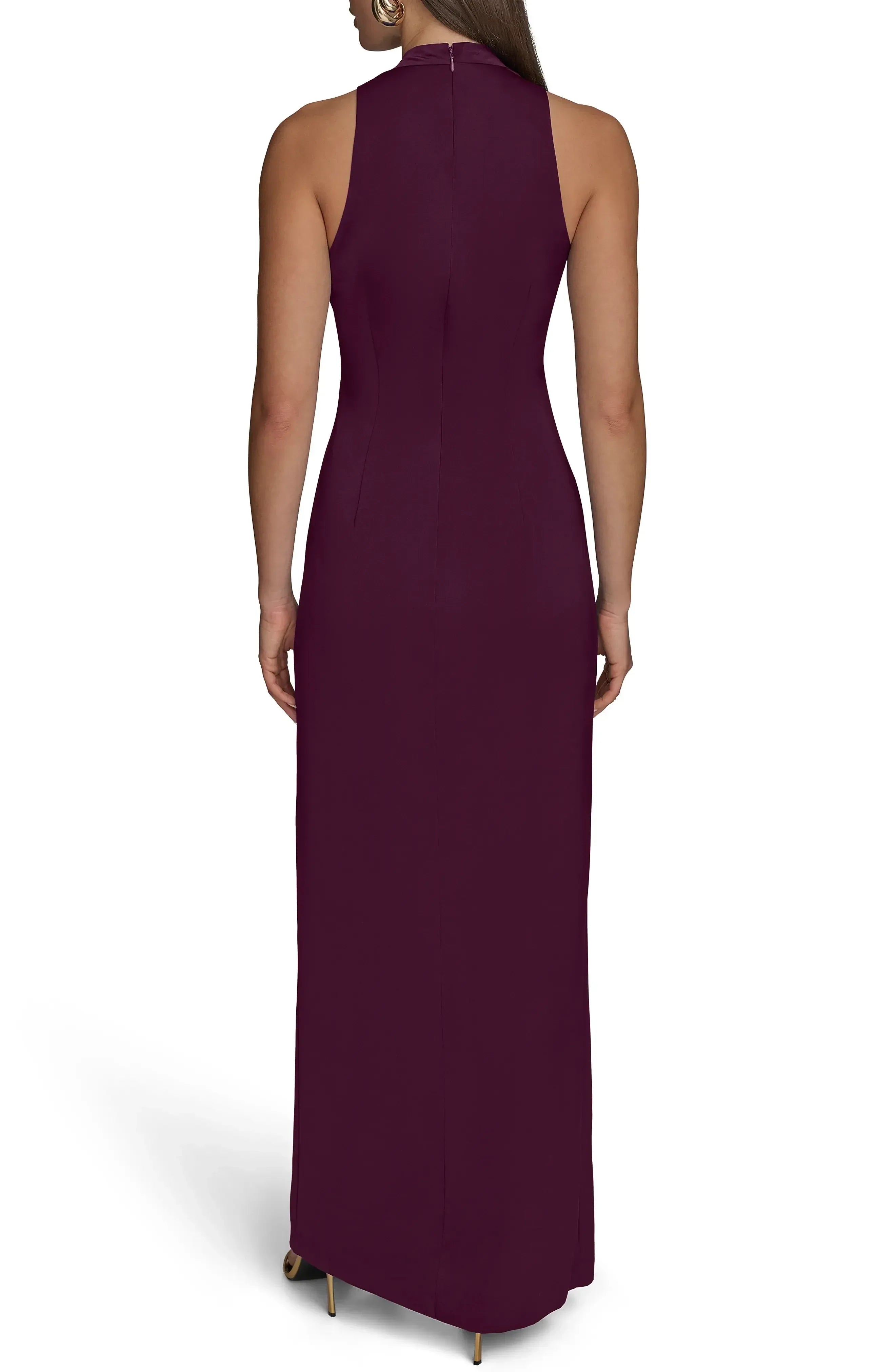 Striking Sheath Halter Neck Sleeveless Zipper Back Floor Length Evening Dress