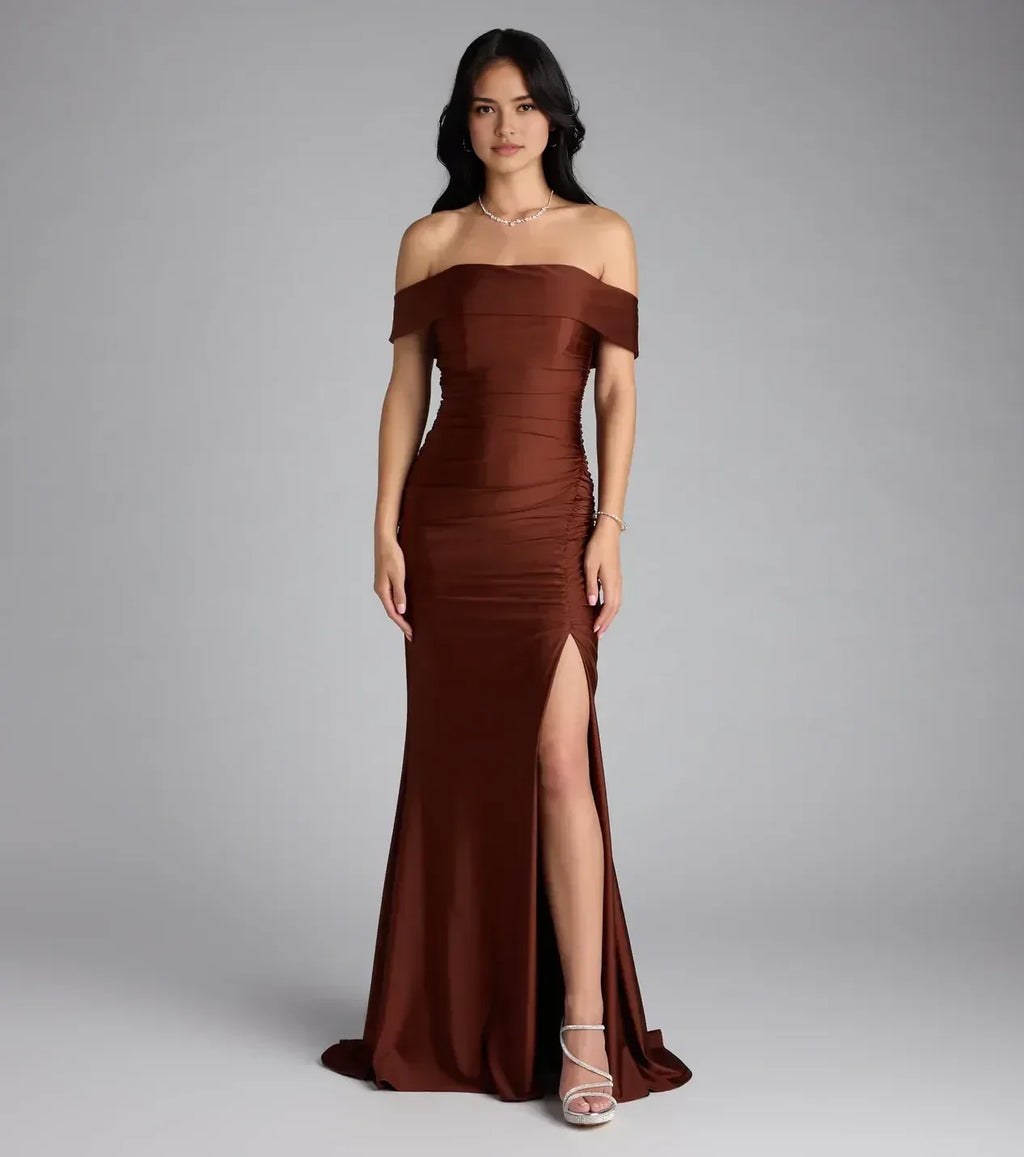 Striking Trumpet Off Shoulder Short Sleeve Open Back Floor Length Prom Dress