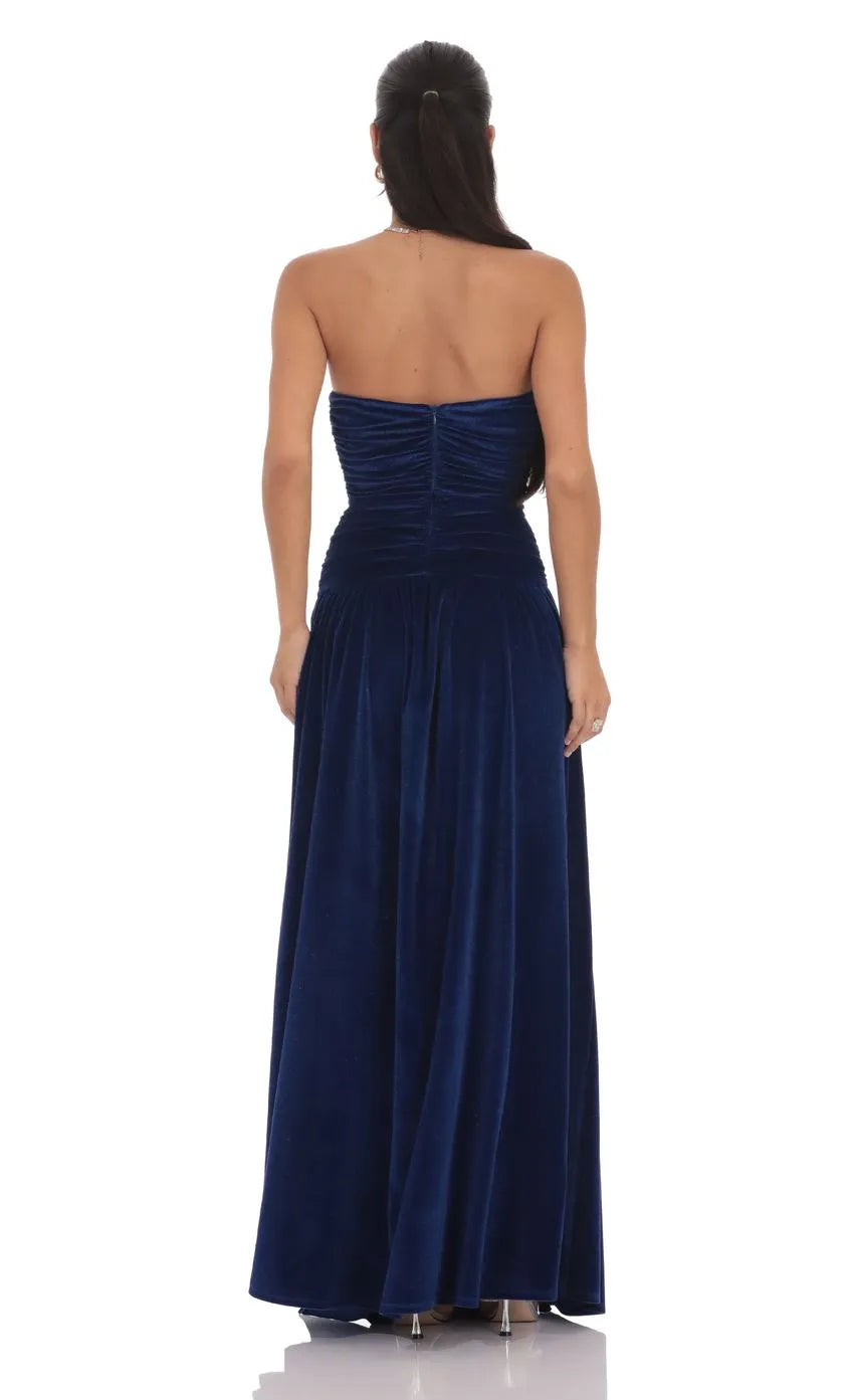 Stunner A-Line/Princess Strapless Neck Sleeveless Zipper Up Floor-Length Prom Dress