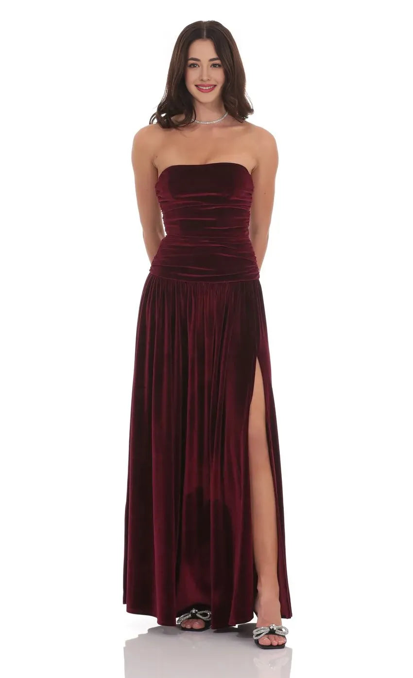 Stunner A-Line/Princess Strapless Neck Sleeveless Zipper Up Floor-Length Prom Dress
