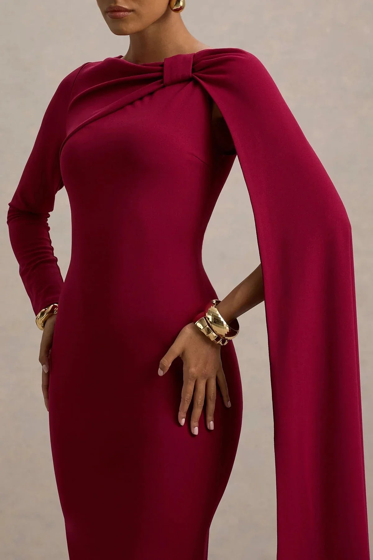 Stunning Mermaid Boat Neck Asymmetric Sleeve Bow Detail Floor Length Evening Dress