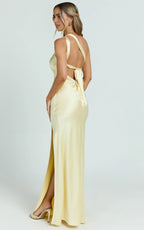 Stunning Mermaid One Shoulder Sleeveless Tie Back Floor Length Plus Size Evening Dress