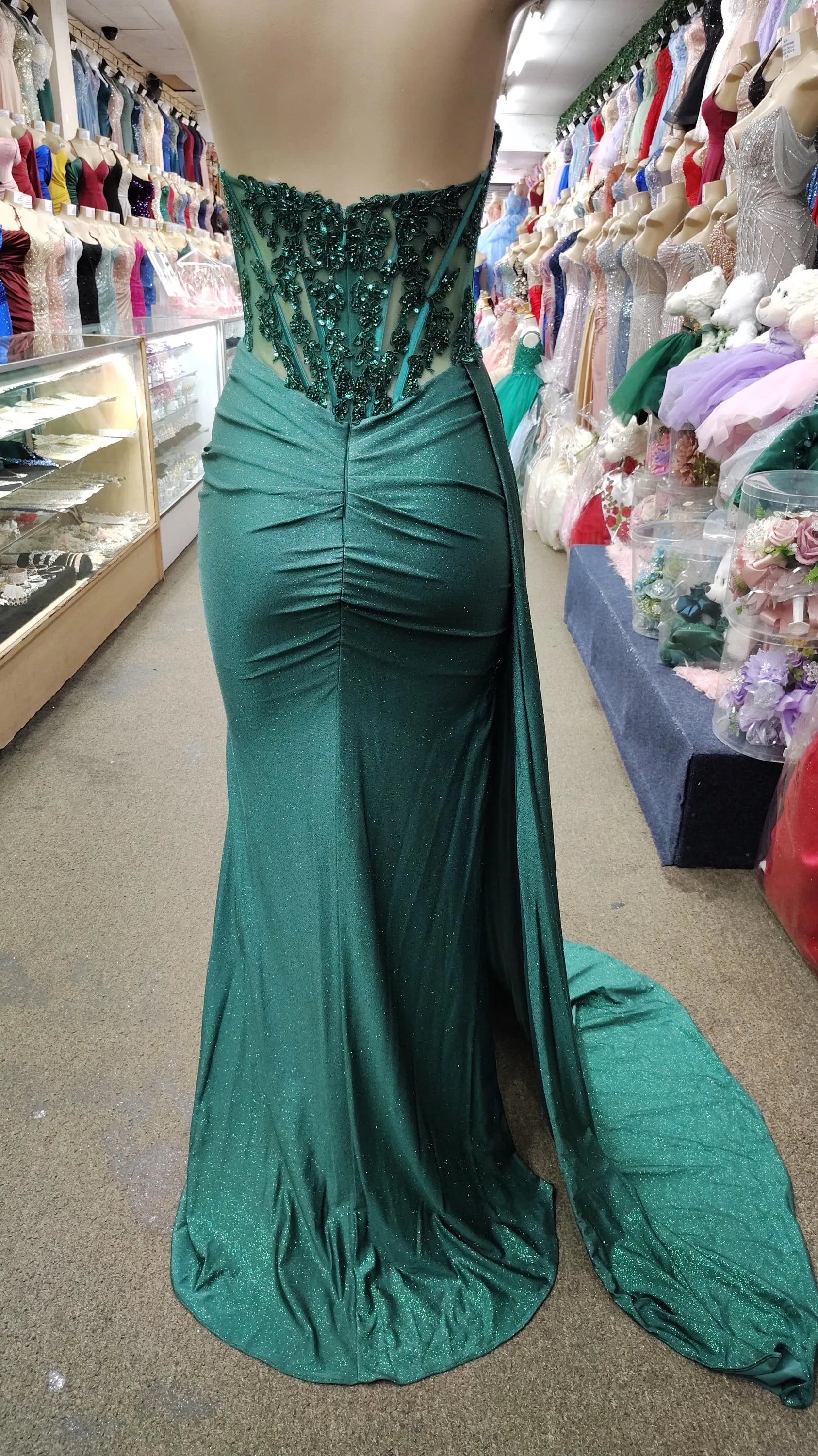 Stunning Mermaid Strapless Corset Prom Dress With Beaded Appliques For Prom Night In Dark Green