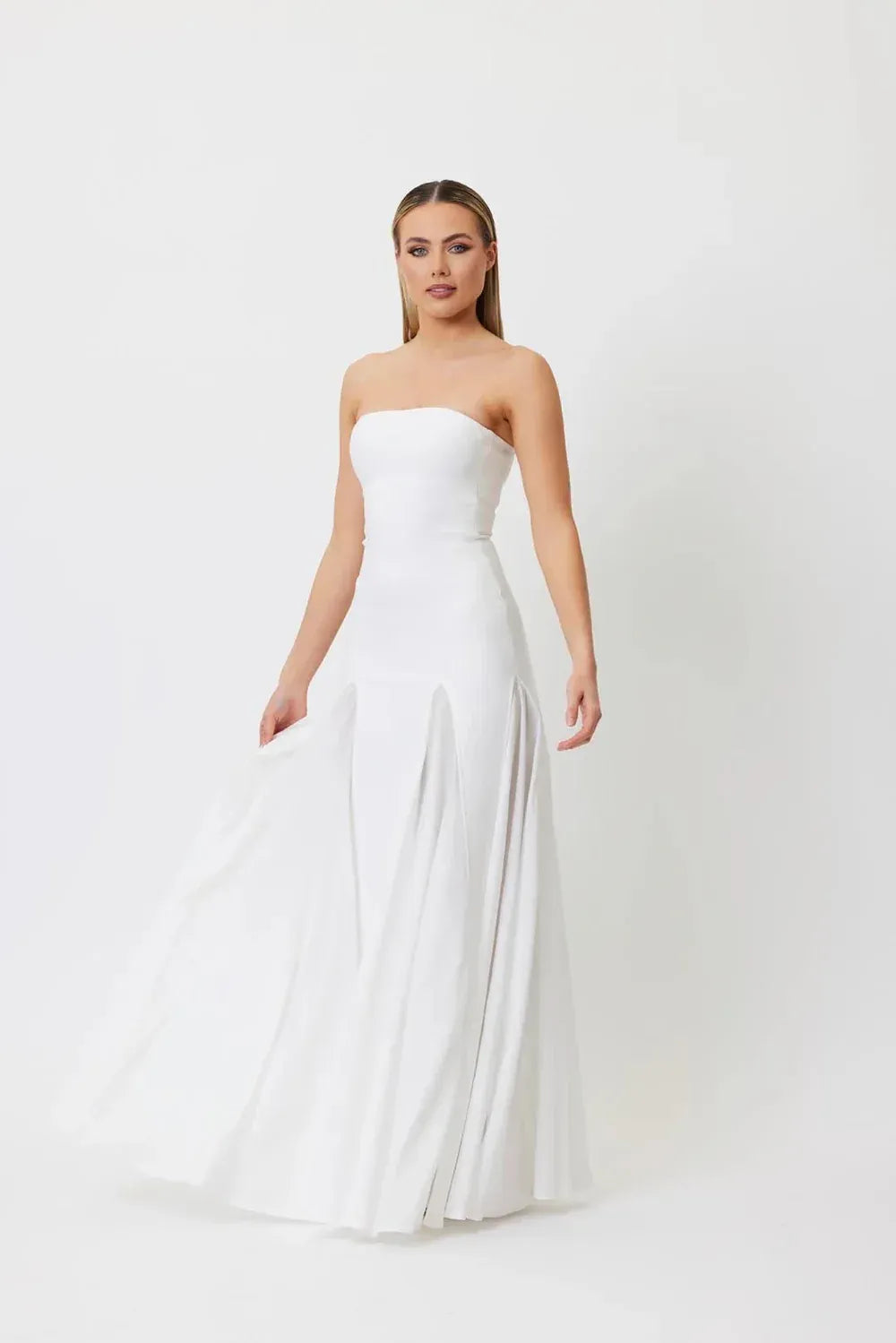 Mermaid Strapless Prom Dress With Satin Bodice And Mesh Godet In White For Glam Prom Queens