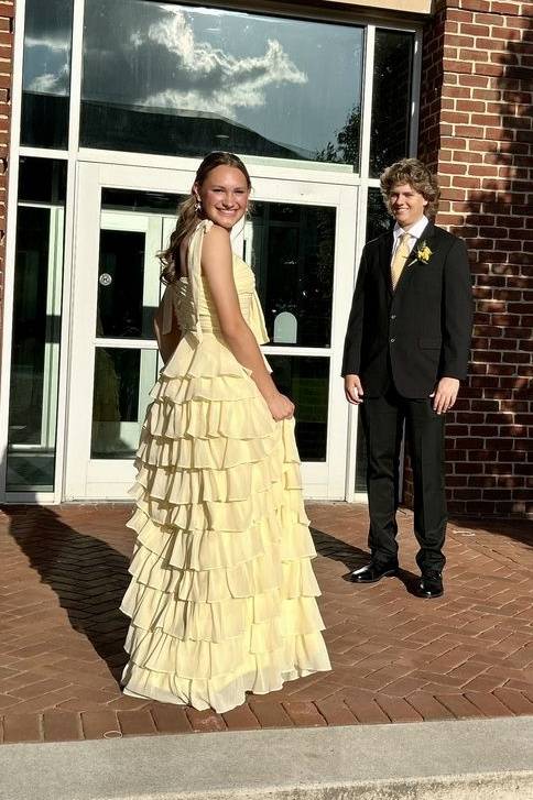 Tiered-Chiffon-A-Line-Sweetheart-Spaghetti-Strap-Floor-Length-Prom-Dress