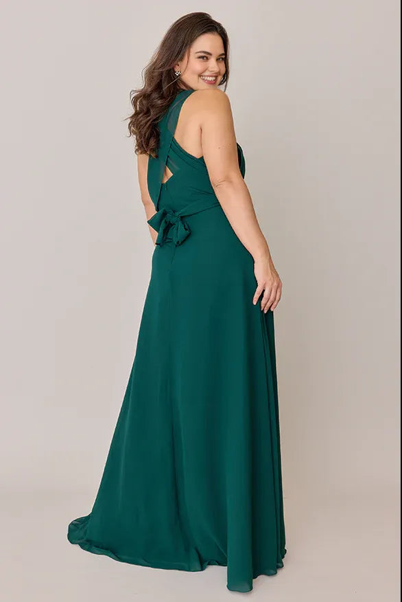 A-Line Halter Neck Sleeveless Floor-Length Plus Size Prom Dress