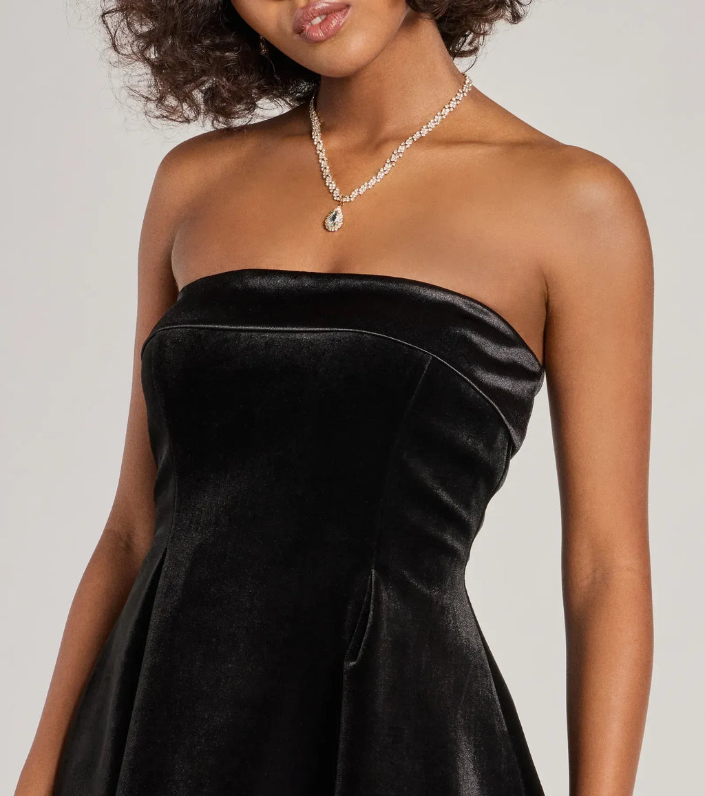 A-Line Strapless Sleeveless Short-Mini Homecoming Dress