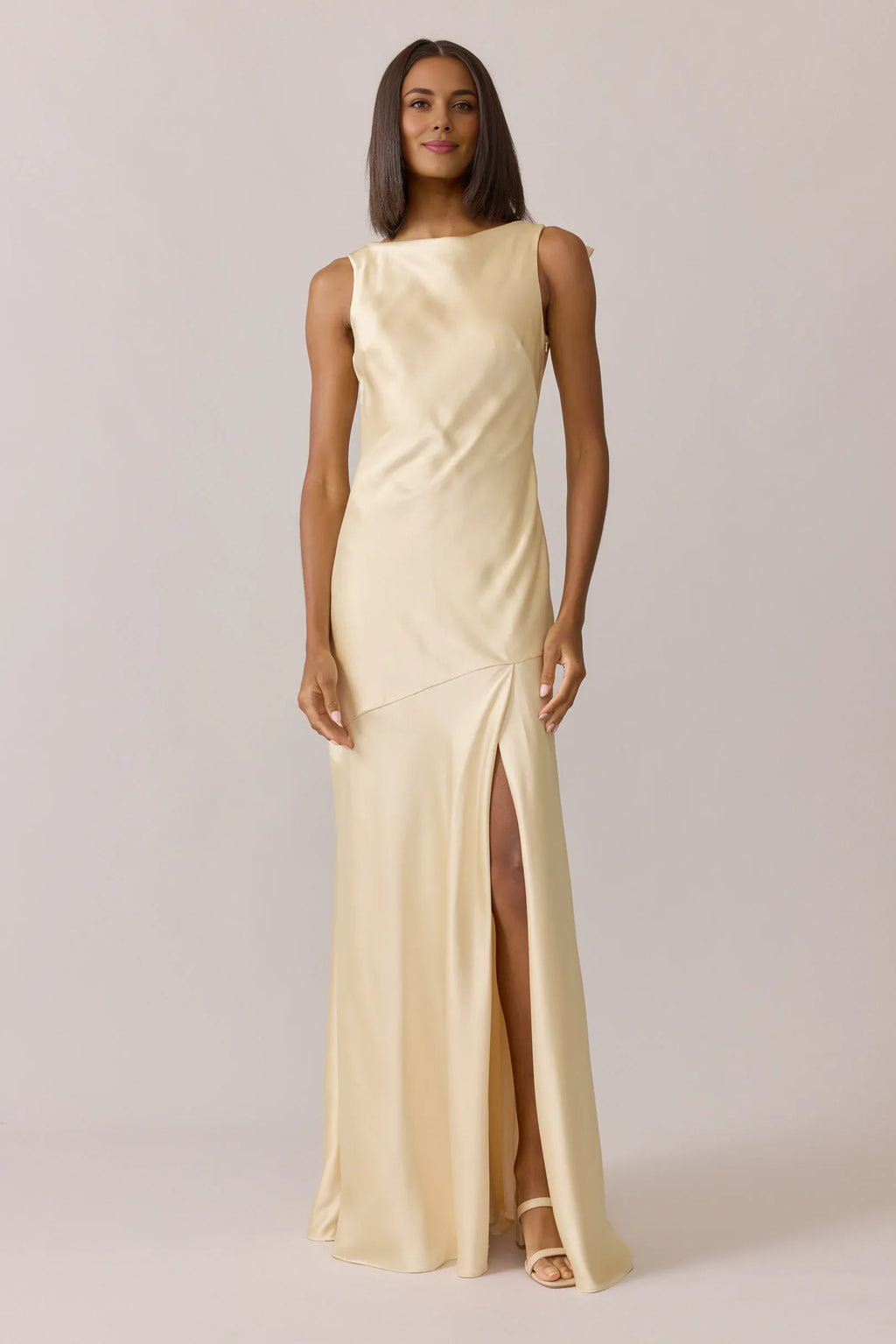 Fitted High Neck Sleeveless Backless Floor-Length Prom Dress