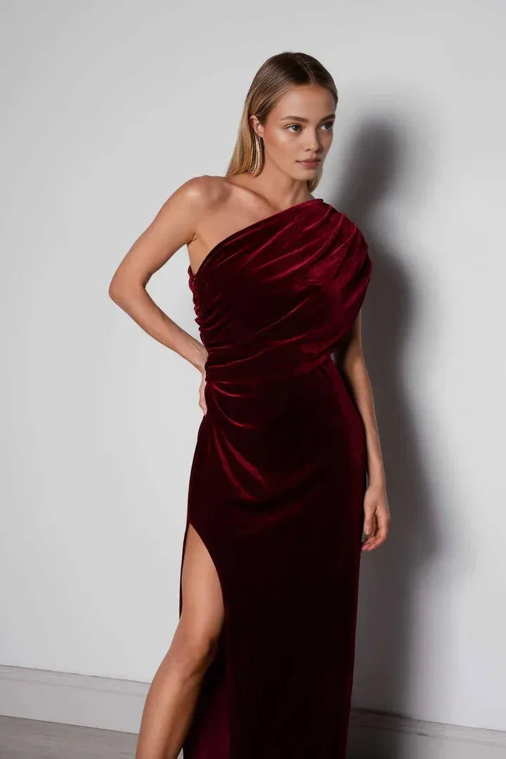 Fitted One Shoulder Sleeveless Floor-Length Prom Dress