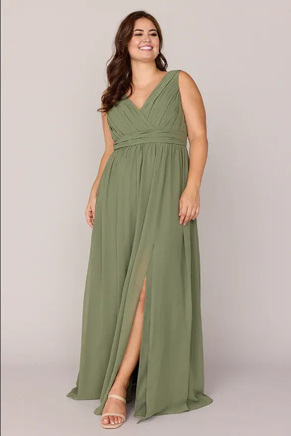 Flowing V Neck Sleeveless V Back Ankle-Length Plus Size Bridesmaid Dress