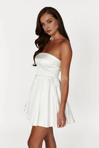 Unique Backless Party Dresses Elegant A-Line Cocktail Dresses Short Knee Length Strapless Homecoming Dresses