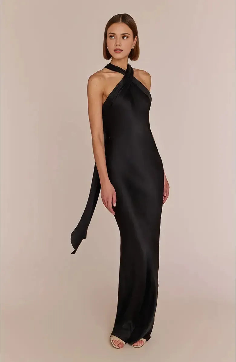 Unique Sheath Halter Neck Sleeveless Floor-Length Prom Dress