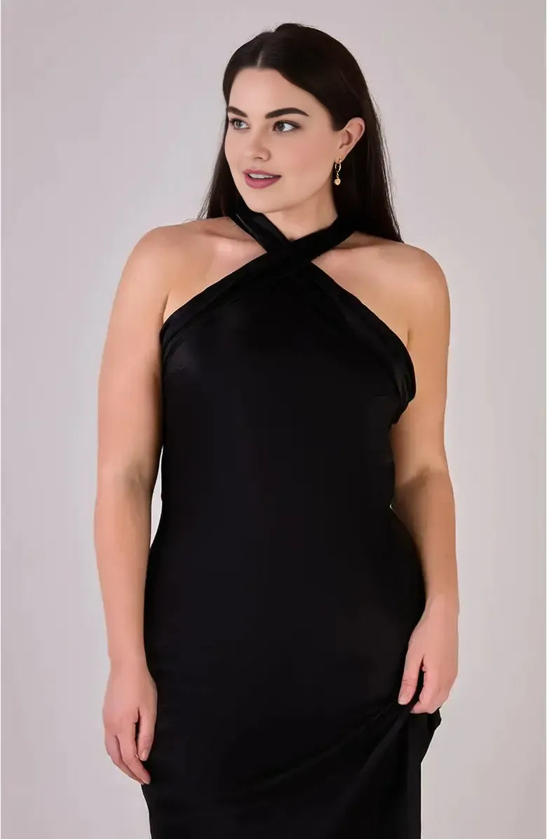 Unique Sheath Halter Neck Sleeveless Floor-Length Prom Dress