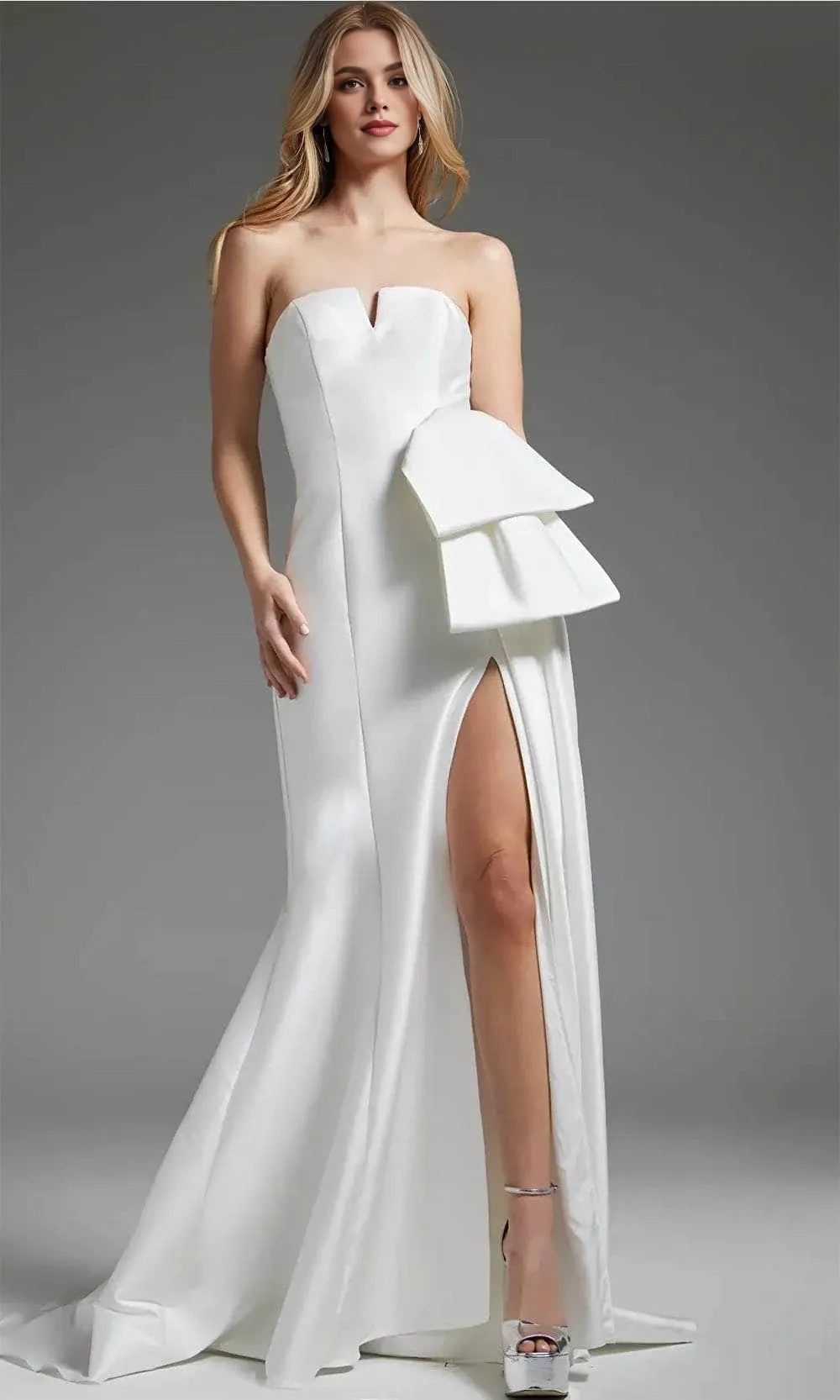 V-Neck Sleeveless Sheath Gorgeous Off the shoulder Floor length Prom Dress For Sale For Women