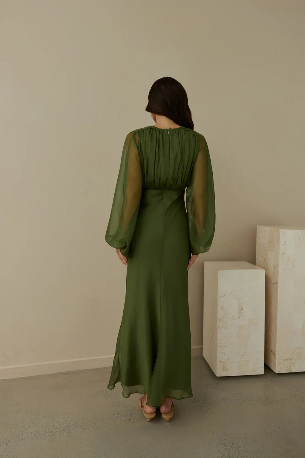 Green V Neck Ankle-Length Dress Sheer Balloon Sleeves Sheath Simple Zipper Up Prom Dress With Scarf