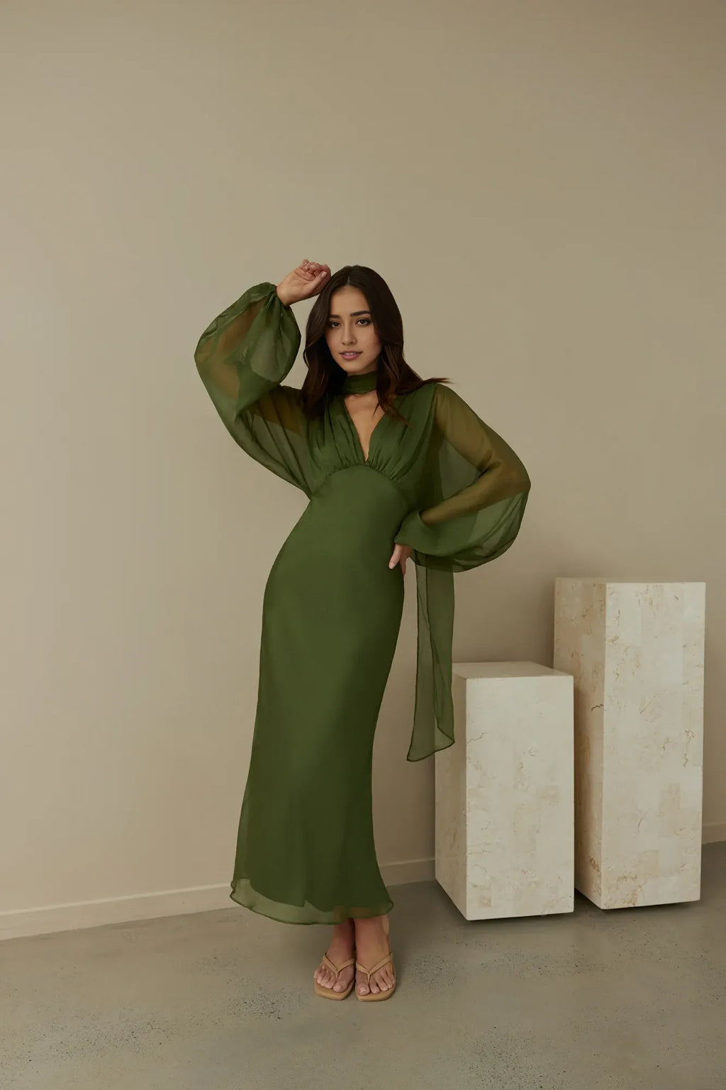Green V Neck Ankle-Length Dress Sheer Balloon Sleeves Sheath Simple Zipper Up Prom Dress With Scarf