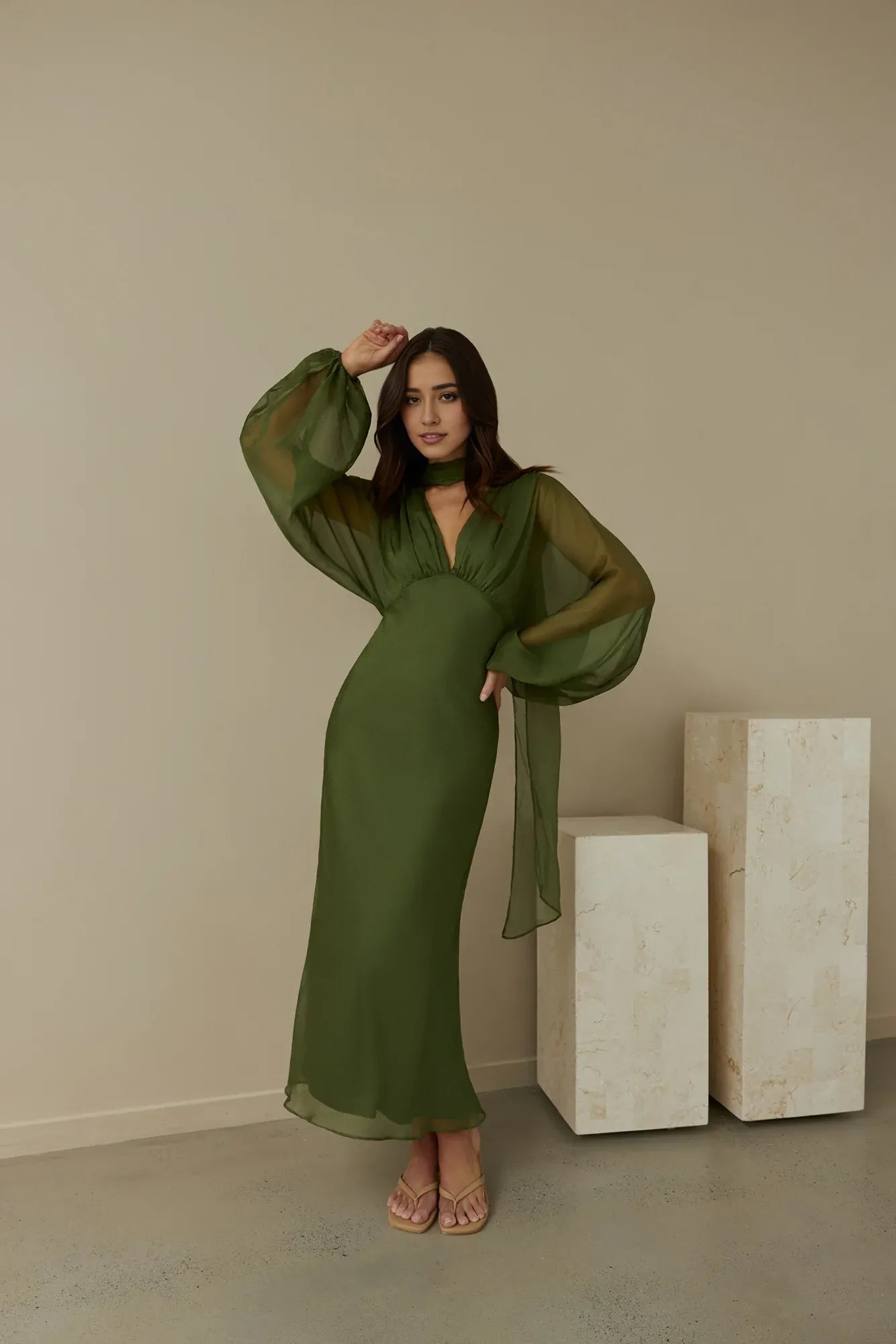 Green V Neck Ankle-Length Dress Sheer Balloon Sleeves Sheath Simple Zipper Up Prom Dress With Scarf