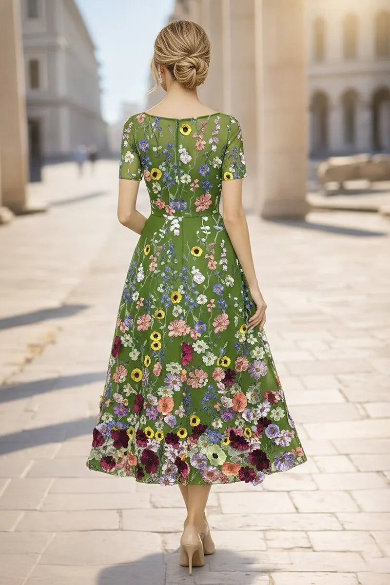 Vibrant A-Line Round Neck Short Sleeve Midi Floral Dress