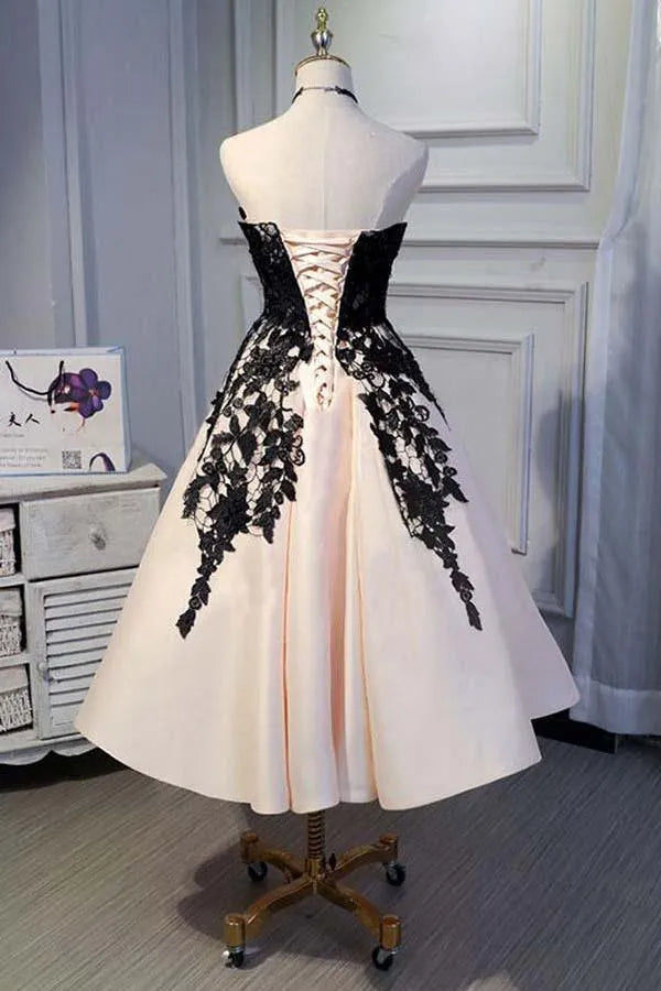 Vintage A-Line Sweetheart Strapless Knee-Length Homecoming Dress