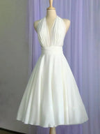 Vintage A-Line Halter Neck Sleeveless Pleated Tea-Length Wedding Dress