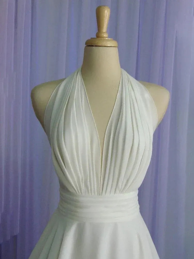 Vintage A-Line Halter Neck Sleeveless Pleated Tea-Length Wedding Dress