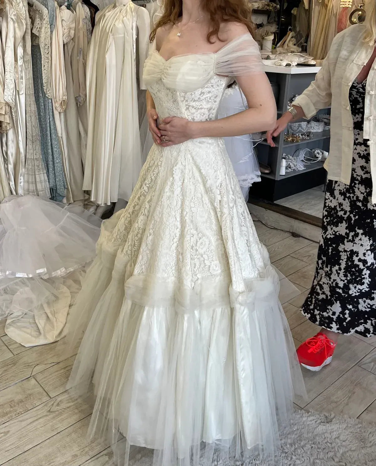 Vintage A-Line Off-Shoulder Lace Floor-Length Wedding Dress With Pearl Accents For Romantic Brides