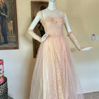Vintage Prom Dress Enchanting Pink A-Line with Lace Bodice and Tulle Overlay For Prom Queens